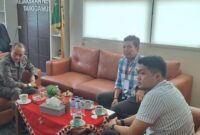 Kasat Resnarkoba Polres Tanggamus saat berkoordinasi dengan pihak Kejari Tanggamus, Kamis 10 Oktober 2024.