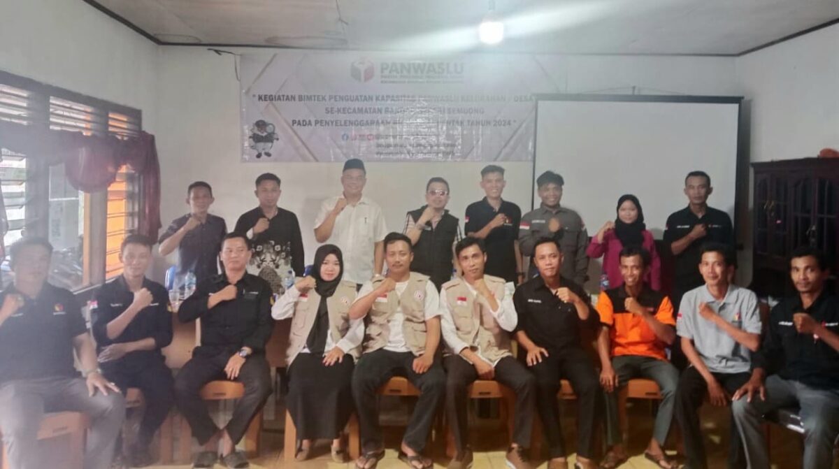 Foto bersama usai Bimtek Panwas Bandar Negeri Semuong, Tanggamus, Rabu 16 Oktober 2024 | Edi Hidayat/Media Prioritastv.com.