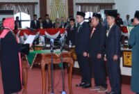 Pelantikan Ketua DPRD Pringsewu bersama Wakil Ketua 1 dan Wakil Ketua 2, Jumat 18 Oktober 2024.