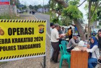 Kolase foto saat razia gabungan Sat Lantas Polres Tanggamus dan penindakan kepada masyarakat yang melanggar, Sabtu 26 Oktober 2024 | Herdi/Media Prioritastv.com.