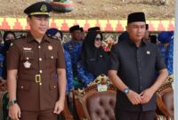 Ketua DPRD Tanggamus Agus Setyo Utomo saat mengikuti Upacara Hari Santri dan Hari Sumpah Pemuda di Lapangan Pemkab Tanggamus, Senin 28 Oktober 2024 | Herdi/Media Prioritastv.com.