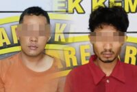 Dua tersangka pencurian rumah kosong yang ditangkap Polsek Kemiling.