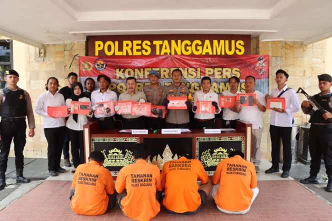 
 Konferensi Pers pengungkapan kasus Narkotika oleh Polres Tanggamus, Sabtu 9 Nopember 2024 | Herdi/Media Prioritastv.com.
