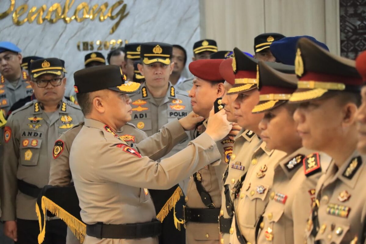 Sertijab sejumlah pejabat di Polda Lampung, Minggu 10 November 2024.