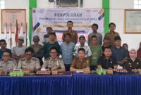 Foto bersama tim PTSL ATR/BPN Tanggamus saat foto bersama aparatur serta masyarakat Pekon Banjar Agung Udik, Pugung, Selasa 12 November 2024 | Asrul Ariski/Media Prioritastv.com.