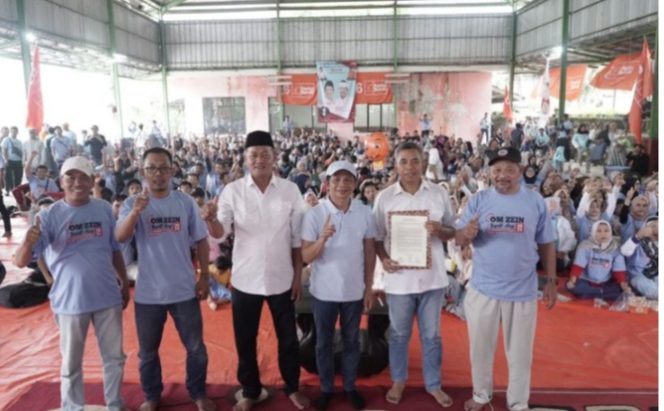 
 FSPMI Purwakarta saat Mendukung Pasangan ZeinJo pada Pilkada 2024.