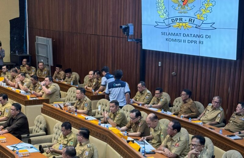 Pj Bupati Tanggamus Mulyadi Irsan saat menghadiri RDP bersama Komisi II DPR-RI di Jakarta, Selasa 19 November 2024 | Dok. Kominfo Tanggamus.