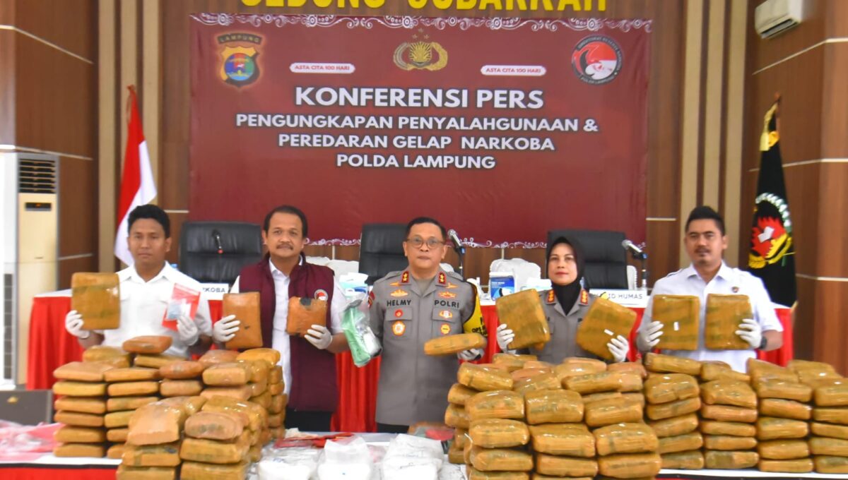 Konferensi Pers Kapolda Lampung Terkait Pengungkapan Narkoba, Rabu 20 November 2024.