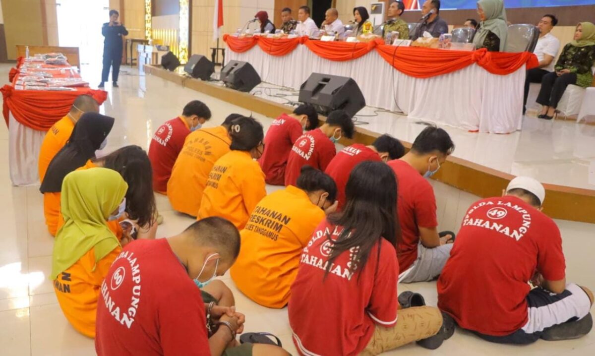 Para pelaku perdagangan orang yang berhasil ditangkap Polda Lampung.