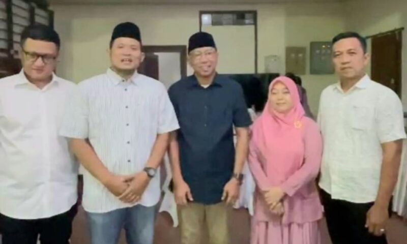 Ketua DPC Apdesi Pringsewu Jevi Herdi usai Mengunjungi Kediaman RMD, Kamis 28 November 2024.