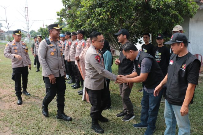 
 Kapolda Lampung Cek Langsung Kelengkapan Gudang Logistik Milik KPU Tulang Bawang