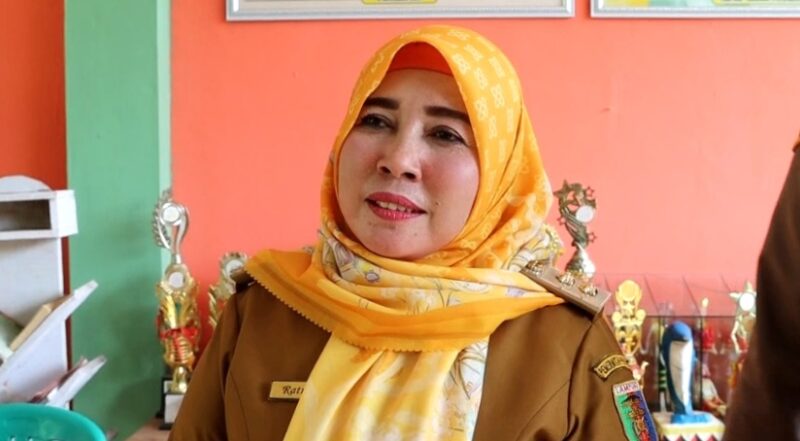 Kepala SMAN 1 Kota Agung Ratna Uli saat memberikan keterangan di SMA setempat, Senin 4 Nopember 2024 | Herdi/Media Prioritastv.com.