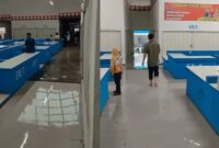 Banjir di dalam Pasar Talang Padang, Sabtu 2 Nopember 2024, sore.