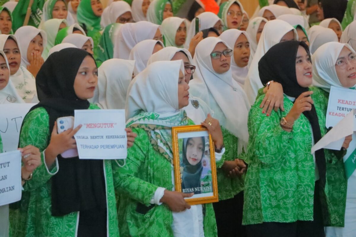 Aksi Solidaritas Fatayat NU di Polda Lampung, Rabu 4 Desember 2024.