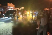 Kondisi TKP kecelakaan dan jenazah korban yang masih berada di jalan, Sabtu 7 Desember 2024, malam | Tangkapan Layar Video.