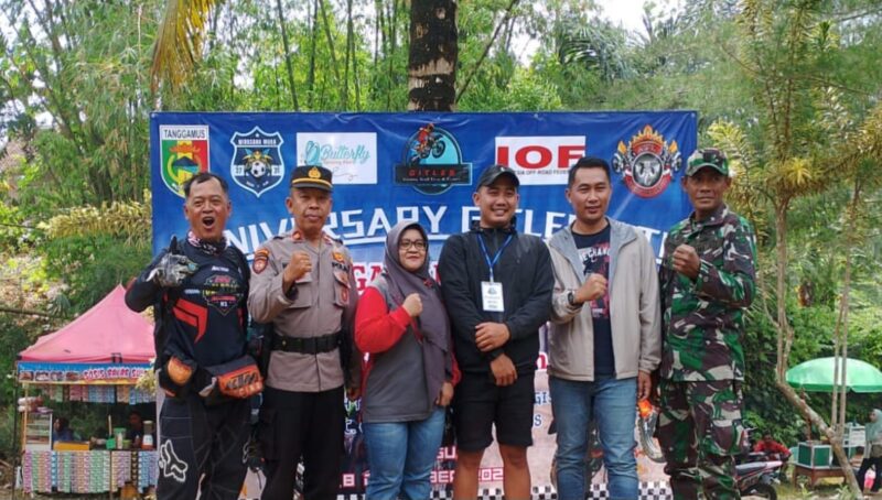Ketua DPRD Tanggamus Agung Setyo Utomo saat menghadiri Anniversary Gitles ke 1 di Taman Wisata Butterfly, Gisting, Minggu 8 Desember 2024.