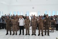 Pj Bupati Tanggamus Mulyadi Irsan dan rombongan usai membuka sosialisasi Stunting di GFU Islamic Center Kota Agung, Senin 9 Desember 2024 | Herdi/Media Prioritastv.com.