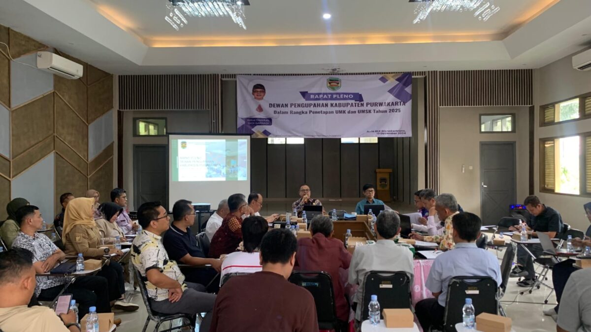 Rapat Kenaikan UMK 2025 Depekab Purwakarta, Jawa Barat, Jumat 13 Desember 2024 | Dok. Kominfo Purwakarta.