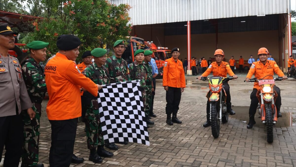 Tim siaga SAR Lampung saat simulasi pelepasan, Rabu 18 Desember 2024 | Kantor SAR Lampung.