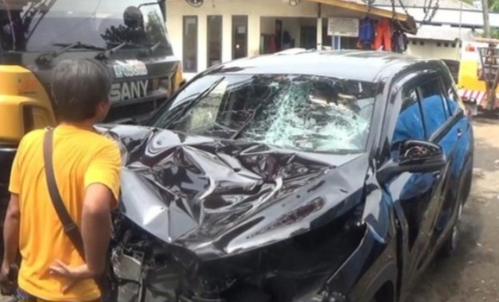 Kondisi mobil yang mengalami kecelakaan di Tol Cipularang KM 86.