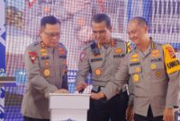 Kapolda Lampung, Irjen Pol Helmy Santika saat Meresmikan Gedung Pelayanan BPKB Direktorat Lalu Lintas (Ditlantas) Polda Lampung di Kota Bandar Lampung, Sabtu (28/12/2024).