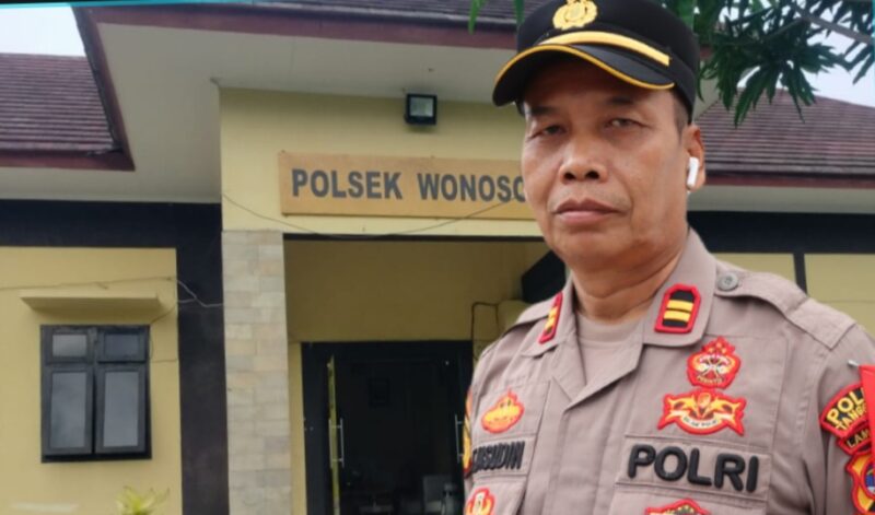 Kapolsek Wonosobo Polres Tanggamus saat memberikan keterangan, Rabu 4 November 2024 | Herdi/Media Prioritastv.com.