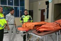 Kondisi korban meninggal kecelakaan bus saat berada di Puskesmas Lemong, Pesisir Barat, Kamis 12 Desember 2024. 