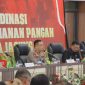 Kapolda Lampung Irjen Pol Helmy Santika S.H.S.I.K.M.Si, saat Pimpin Rapat Bersama Irjen Hortikultura Kementerian Pertanian RI, Direktur Perlindungan Perkebunan Kementan RI, Pejabat Gubernur Lampung, Forkopimda kabupaten/kota, serta Sejumlah Kepala Dinas dan Lembaga Terkait. Dok. Bidhumas Polda.