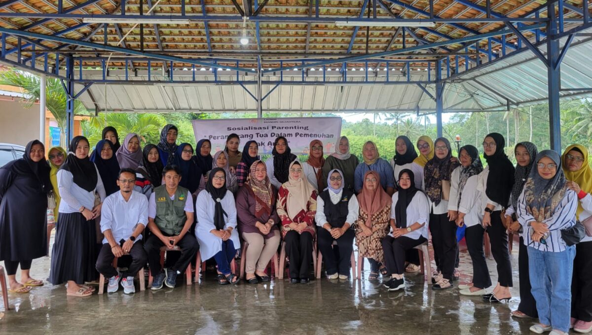 Foto bersama usai sosialisasi Parenting Orang Tua dalam Pemenuhan Hak Anak oleh LK3BM Mandiri Sejahtera di Gedung Butterfly, Gisting, Senin 27 Januari 2025 | Asrul Ariski/Media Prioritastv.com.