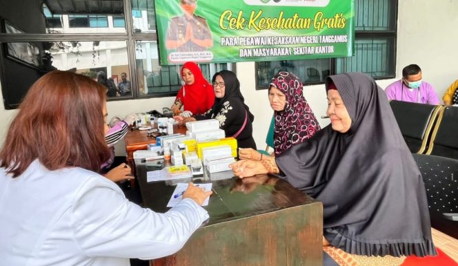 
 Pelaksanaan Kesehatan Gratis di Kejaksaan Negeri Tanggamus, Jumat 31 Januari 2025.