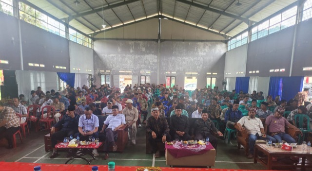 Deklarasi DOB Kabupaten Lampung Pesisir di aula Balai Pertemuan Rakyat Desa Padang Cermin, Pesawaran, Sabtu 15 Februar 2025.