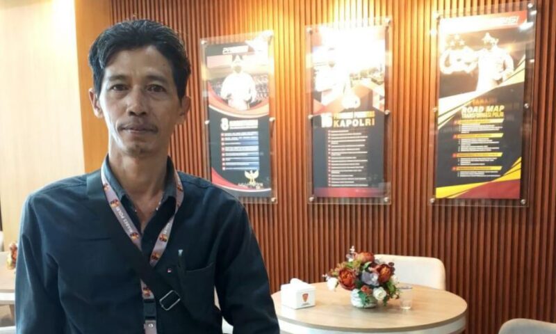Muslim, Kakon Tegineneng, Kecamatan Limau Kabupaten Tanggamus saat berada di Biro Wassidik Mabes Polri, Jumat 31 Januari 2025 | Dok. Muslim.