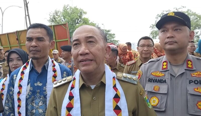 Pj Bupati Tanggamus Mulyadi Irsan saat menjelaskan tindak lanjut Inpres Nomor 1 Tahun 2025 dan Peningkatan PAD Tanggamus, Senin 3 Februari 2025 | Herdi/Media Prioritastv.com.