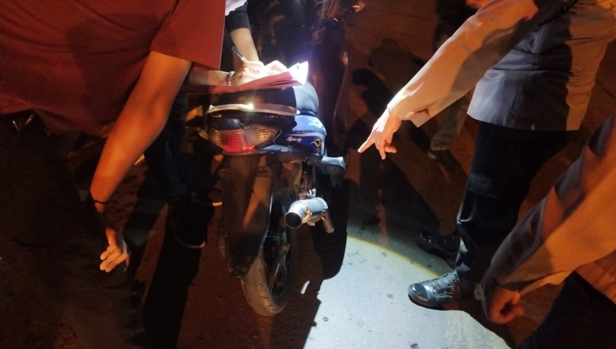 Salah satu sepeda motor berknalpot brong yang diamankan polisi, Sabtu 8 Februari 2025 | Herdi/Media Prioritastv.com.