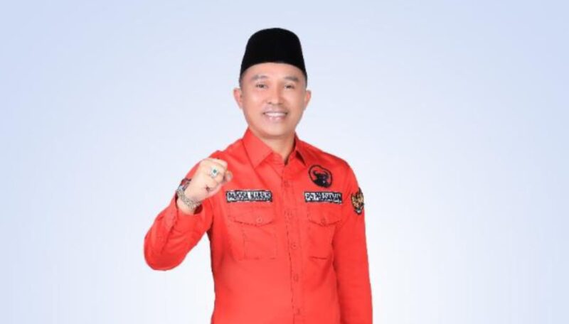 Bupati Lampung Barat Terpilih Parosil Mabsus.