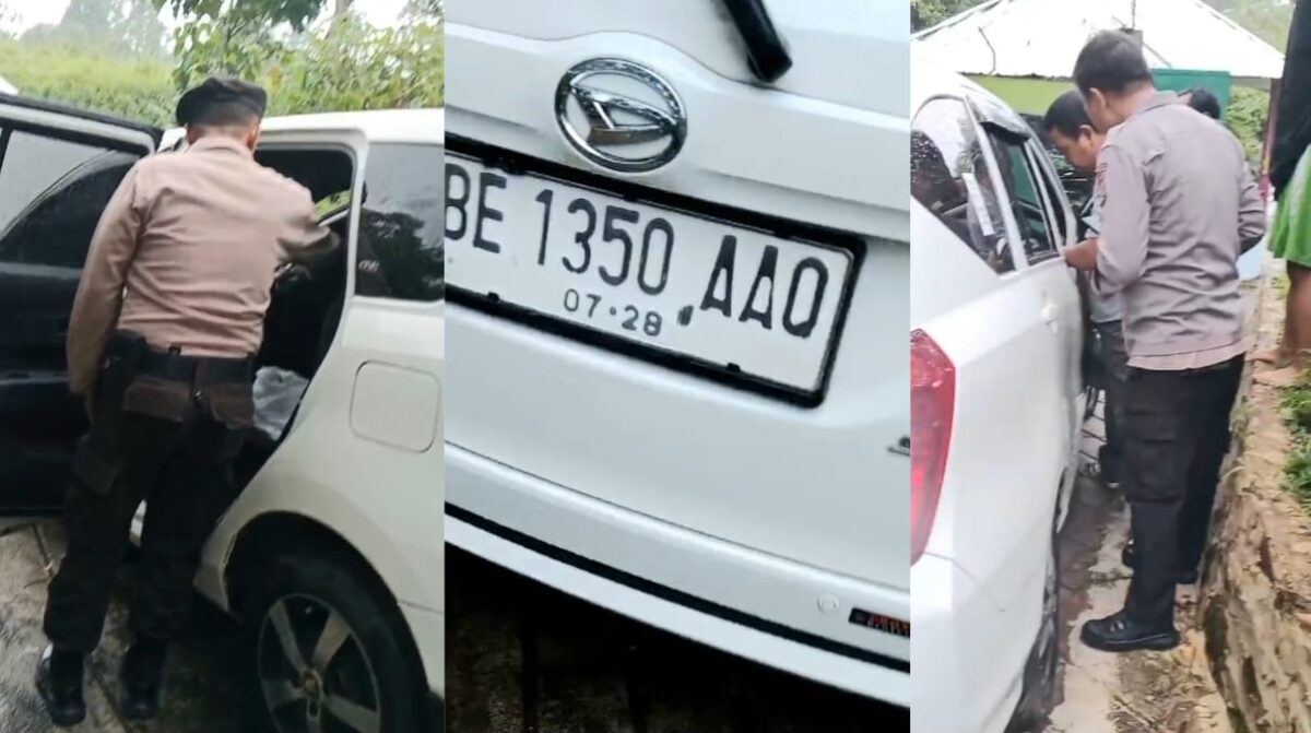 Kolase foto saat polisi memeriksa ke dalam mobil Daihatsu Sigra BE 1350 AAQ  yang ditemukan warga, Senin 11 Februari 2025 | Dok. Tangkapan Layar Video.