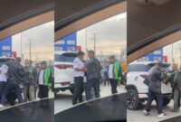 Kolase foto saat pelaku berusaha melukai korban yang dicegah warga di SPBU Rajasaba, Bandar Lampung, Minggu 9 Februari 2025 | Tangkapan Layar Video.