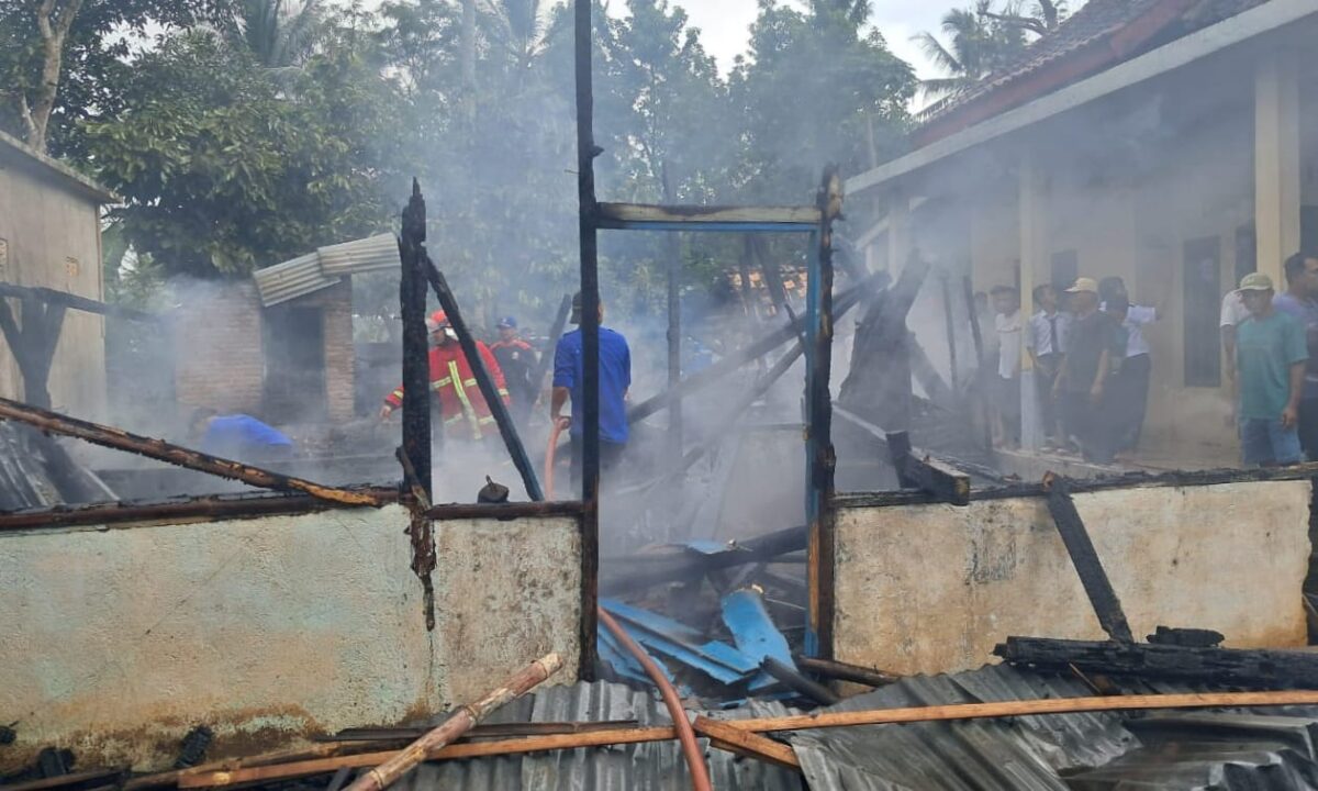 Rumah korban Misbahuddin yang ludes terbakar di Dusun 1 Pekon Kejayaan, Talang Padang, Tanggamus, Senin 17 Februari 2025 | Asrul Ariski/Media Prioritastv.com.
