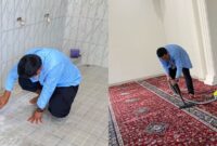 BKPRMI saat membersihkan masjid di Masjid Ar-Raudhah, Perumahan Taman Surapati, Kecamatan Kedaton, pada Senin (17/2/2025).