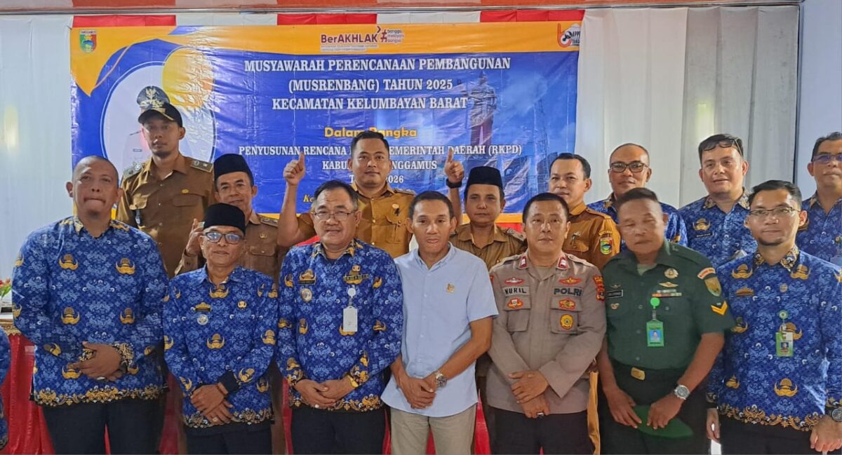 Foto bersama tim usai Musrengang RKPD 2026 Kecamatan Kelumbayan Barat, Senin 18 Februari 2025 | A. Hayat Purba/Media Prioritastv.com.
