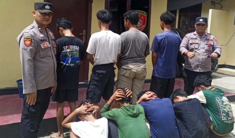 Para pelajar yang diamankan usai berniat tawuran di Sukoharjo Pringsewu, Rabu 19 Februari 2025 | Dok. Humas Polres Pringsewu.