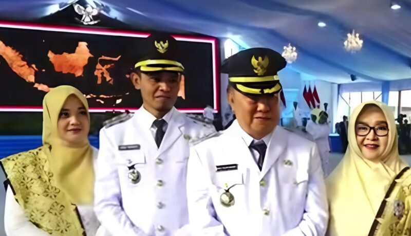 Bupati dan Wakil Bupati Tanggamus, Moh. Saleh Asnawi dan Agus Suranto saat memberikan keterangan usai dilantik Presiden Prabowo, Kamis 20 Februari 2025.