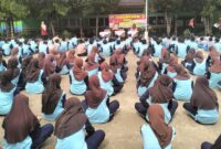 Ratusan pelajar SMPN 1 Bulok Tanggamus saat mendengarkan penyuluhan Polres Tanggamus | Zainal Arifin/Media Prioritastv.com.
