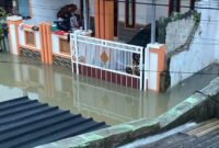 Kondisi banjir di salah satu rumah warga Tanjung Senang Bandar Lampung, Minggu 23 Februari 2025 | Dok. Maya Warga Tanjung Senang.