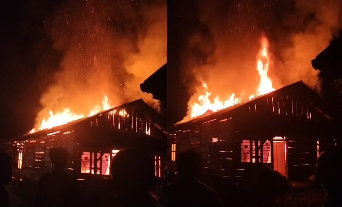 Kolase foto keganasan api yang melahap rumah milik Karyati di Pekon Gedung Agung, Pulau Panggung, Tangamus, Rabu 5 Maret 2025 | Dok. Tangkapan Layar Video.