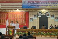 Bupati Tanggamus Moh. Saleh Asnawi didampingi Wabup Agus Suranto saat pidato perdana di DPRD Tanggamus, Kamis 6 Maret 2025 | Herdi/Media Prioritastv.com.
