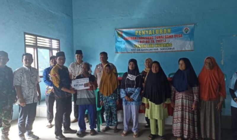 Penyaluran BLT-DD di Pekon Air Kubang, Kecamatan Air Naningan, Tanggamus, Jumat 14 Maret 2025 | Dok. Pekon Air Kubang.