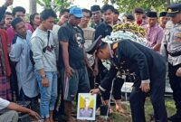 Prosesi pemakaman Briptu Anumerta Ghalib Surya di Tanjung Senang Bandar Lampung, Selasa 18 Maret 2025 | Putra/Media Prioritastv.com.