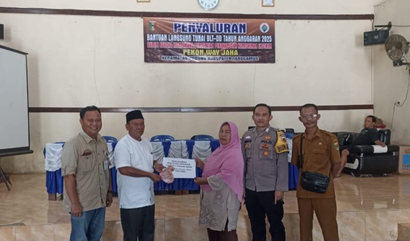 Penyaluran BLT-DD Tahap 1 Tahun 2025 di Pekon Way Jaha, Pugung, Tanggamus, Senin 24 Maret 2025 | Asrul Ariski/Media Prioritastv.com.