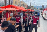 Keramaian di Pusat Perbelanjaan Pringsewu dengan pengamanan ketat kepolisian, Sabtu 29 Maret 2025 | Dok. Humas Polres Pringsewu.